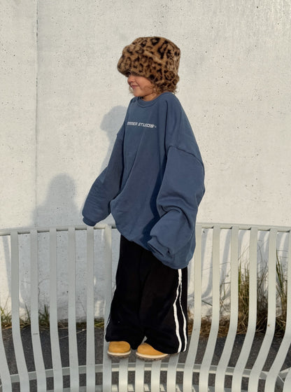 Kind People Sweatshirt Navy/White