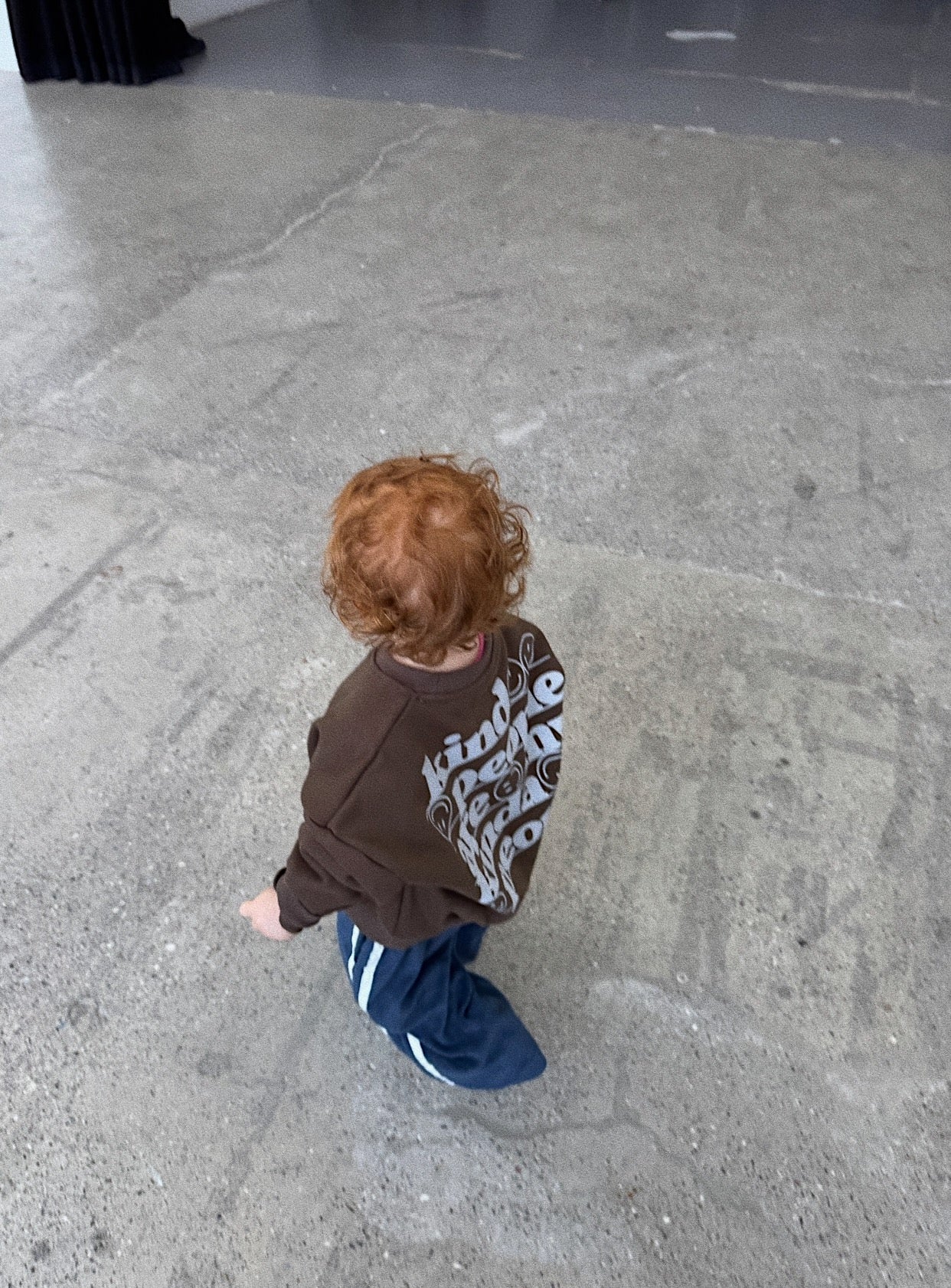 Kind People Sweatshirt Brown