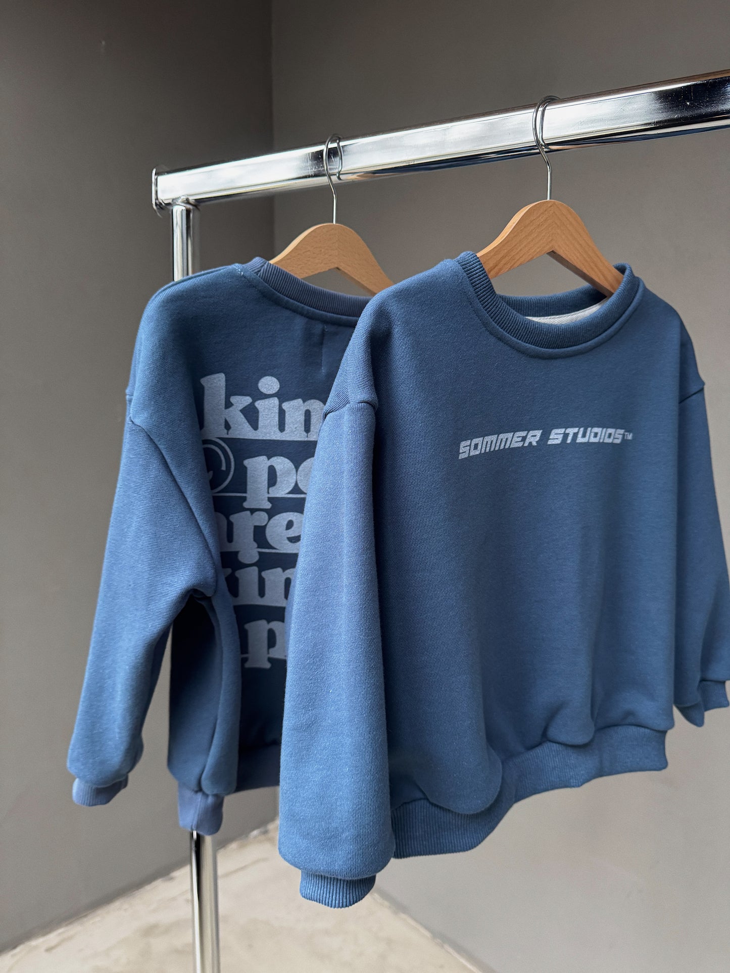 Kind People Sweatshirt Navy/White
