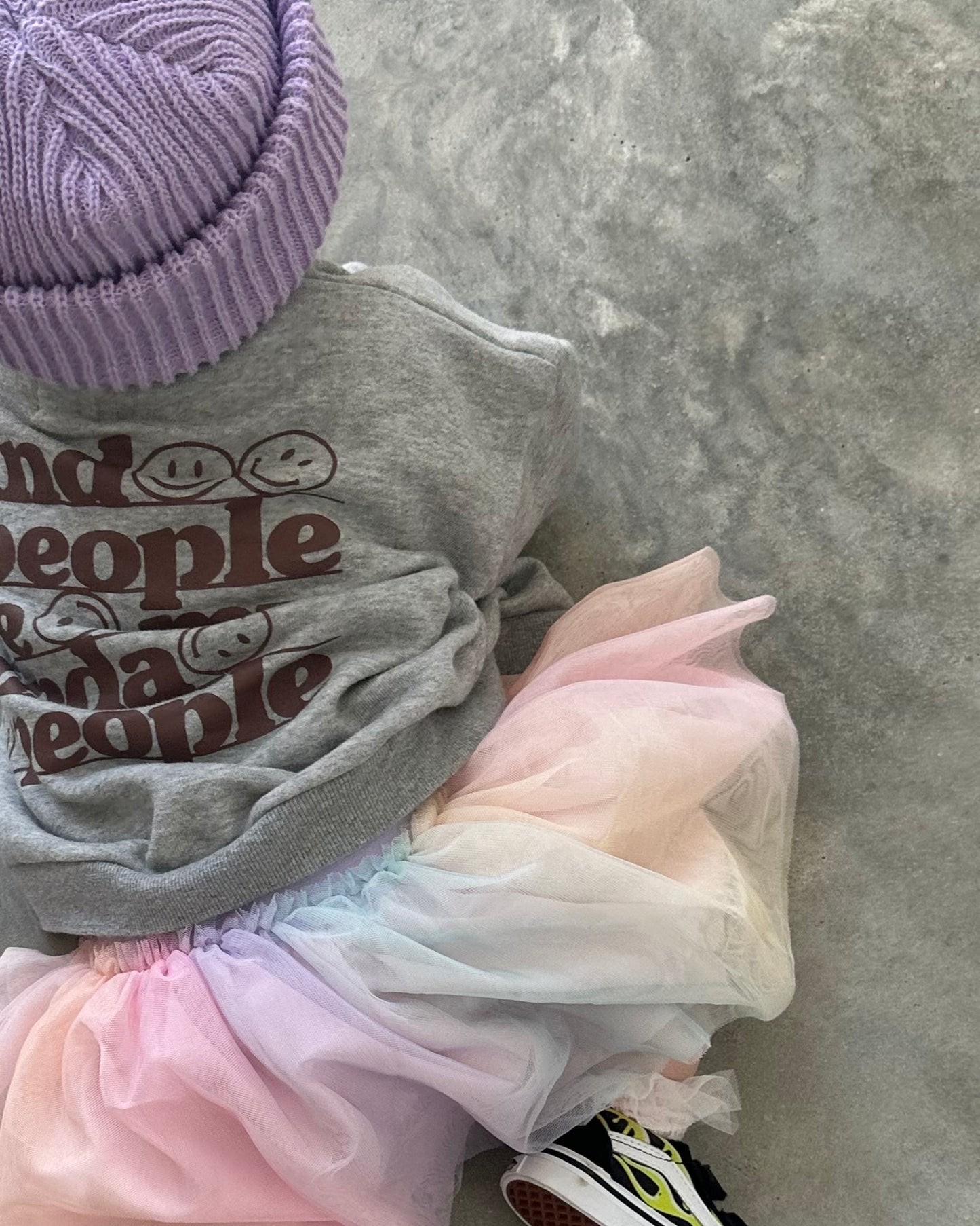 Kind People Sweatshirt Brown