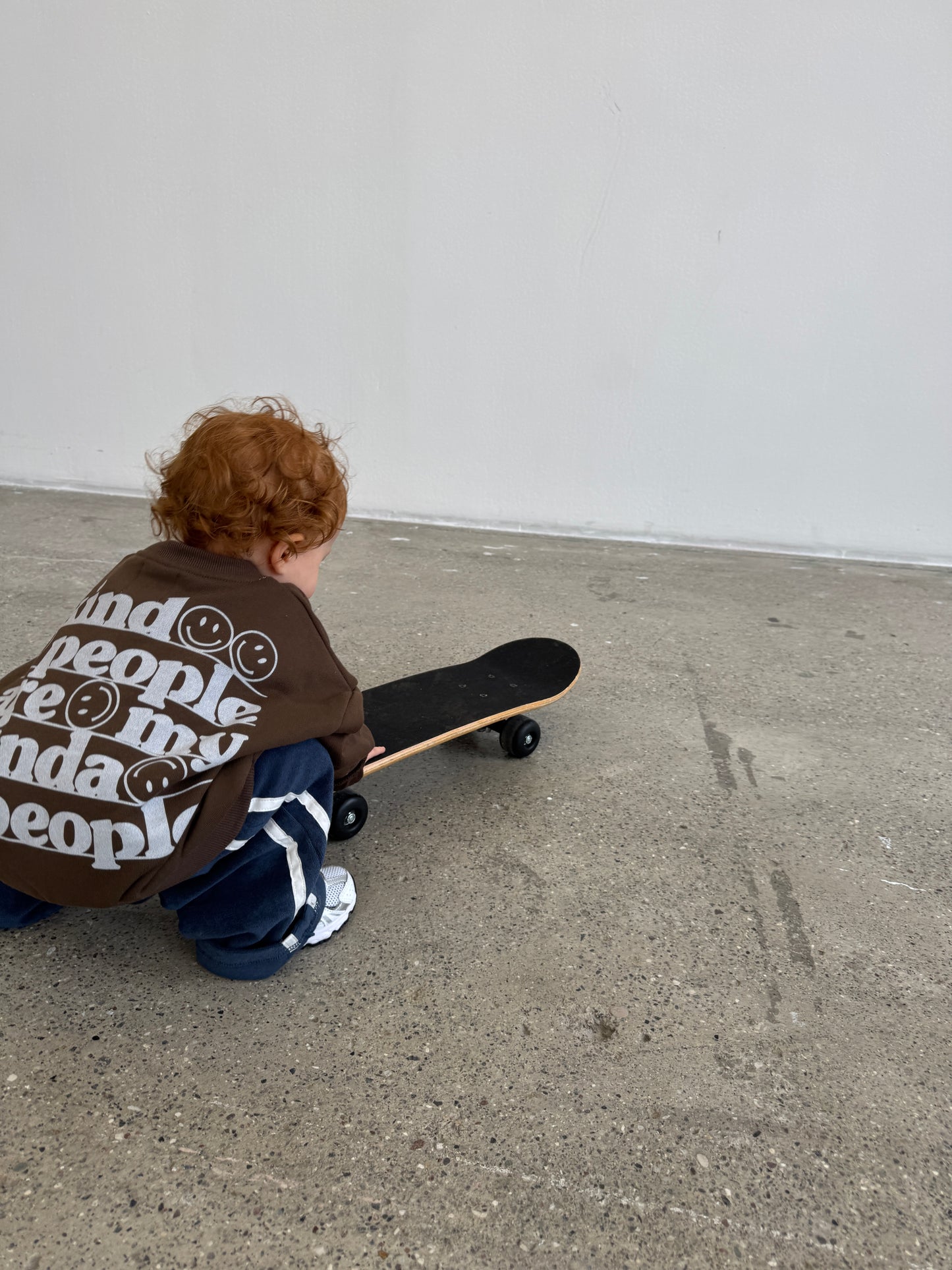 Kind People Sweatshirt Brown