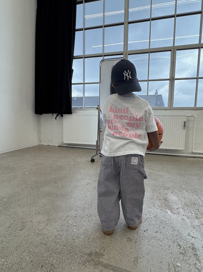 Kind People Tee Pink